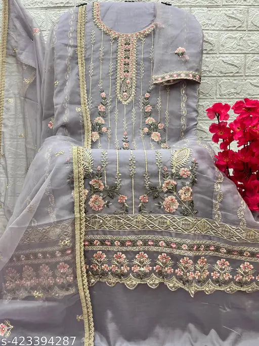 Kashmiri Suits